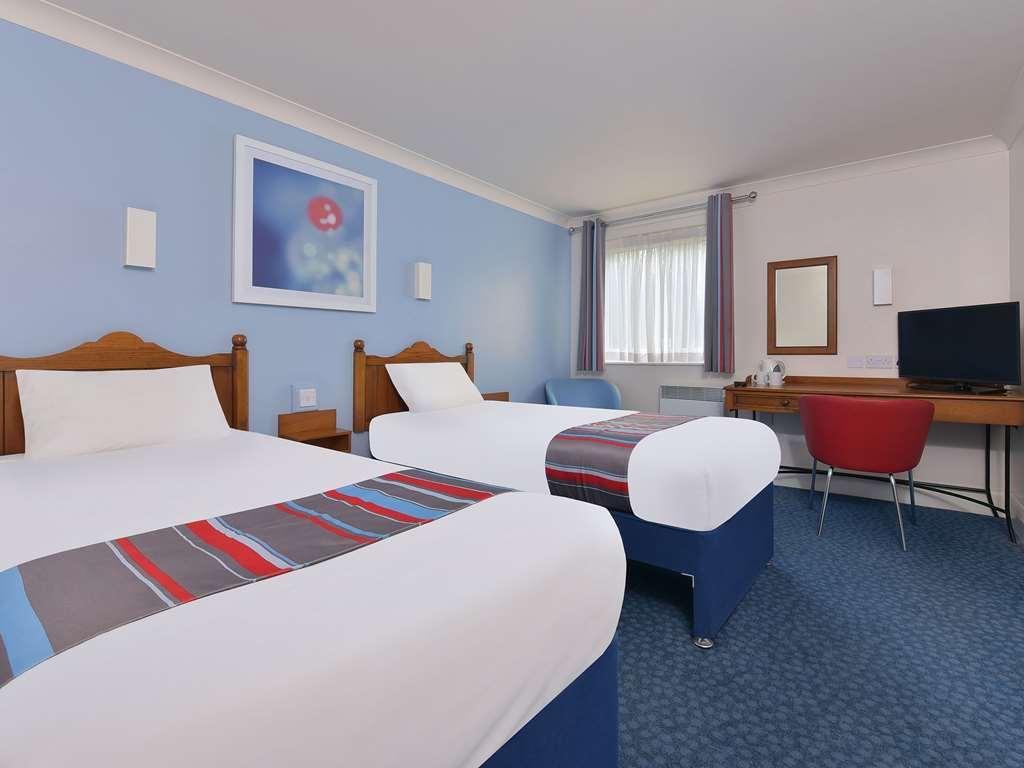 Travelodge Walton On Thames Camera foto
