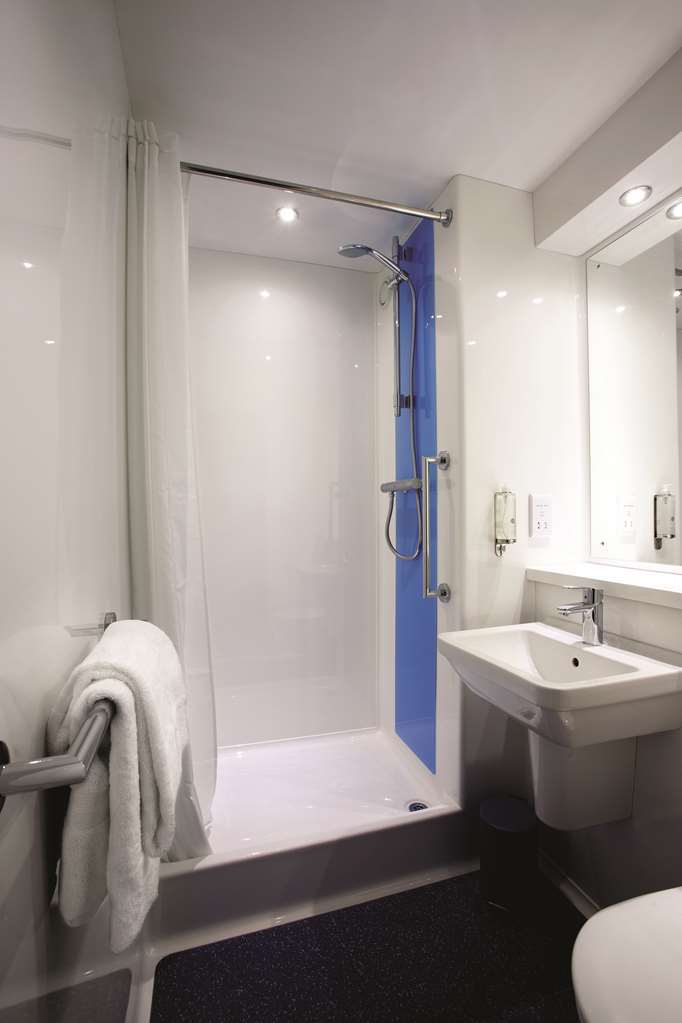 Travelodge Walton On Thames Camera foto