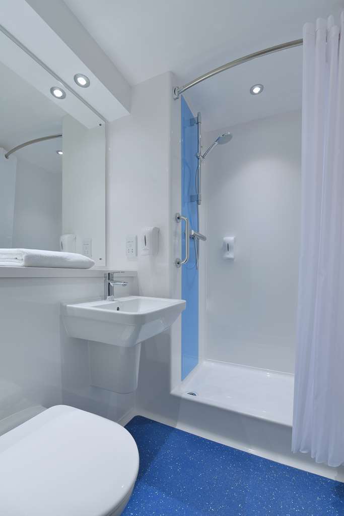 Travelodge Walton On Thames Camera foto