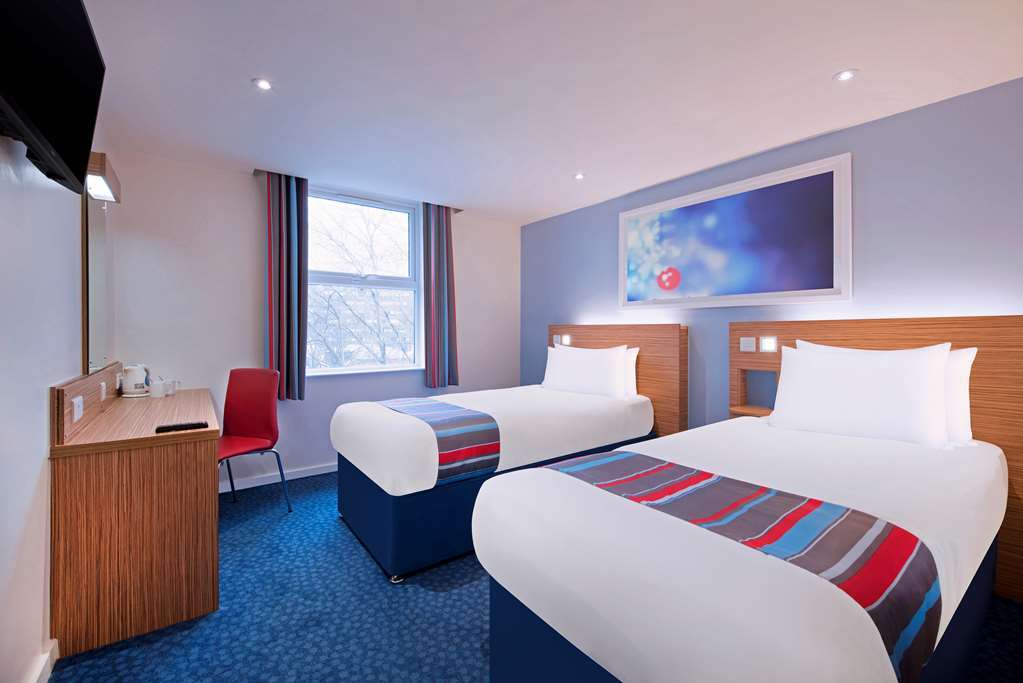 Travelodge Walton On Thames Camera foto
